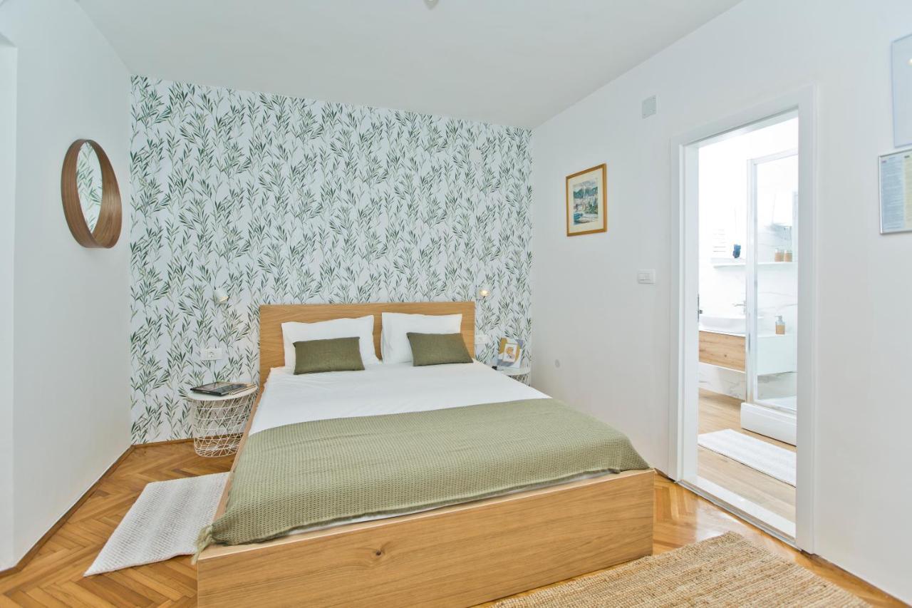 Hvar Deluxe Rooms Хвар Экстерьер фото